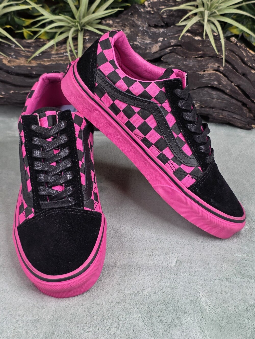 Vans Old Skool Checkerboard in Black / Fizz Pink Sneakers